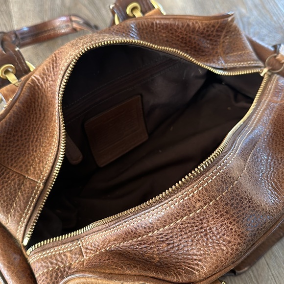 Rustic Leather Coach bag - Picture 13 of 13